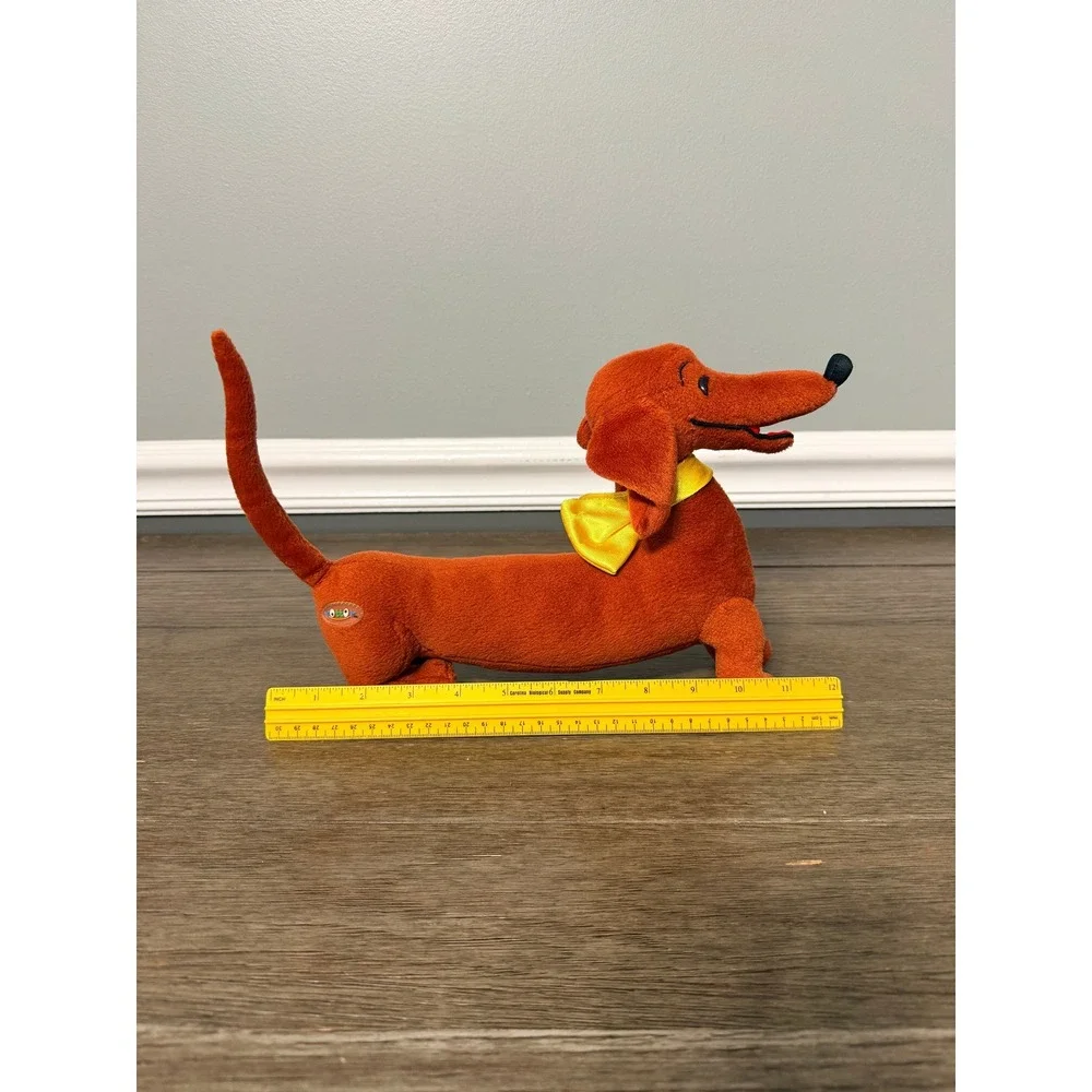 Yottoy pretzel dachshund